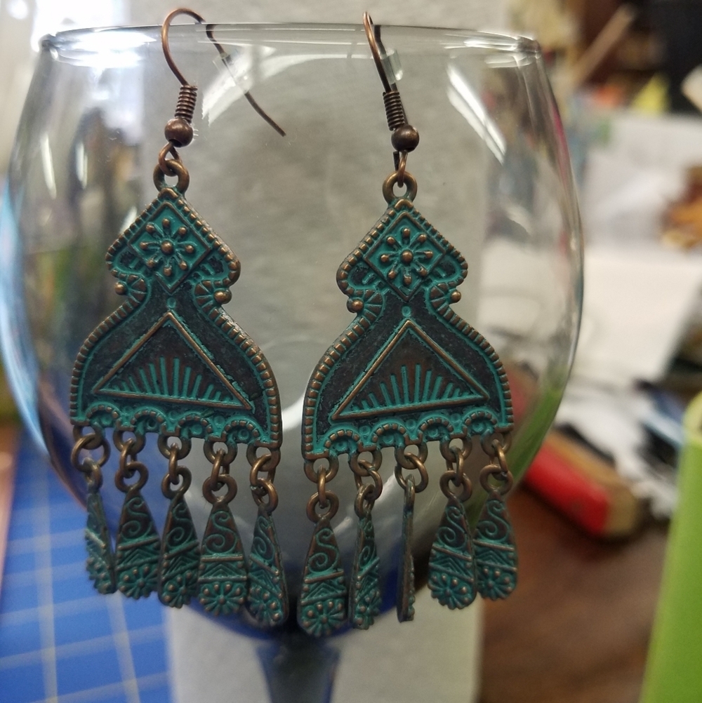 Vintage Style Faux Turquiose Color Earrings